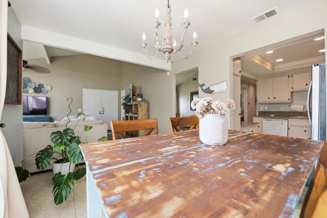 3553 Coconut Way, Oceanside, CA 92058