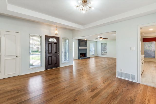 4223 Lawngate Drive, Dallas, TX 75287