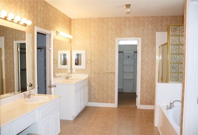 207 Bob O Link Drive, Southlake, TX 76092