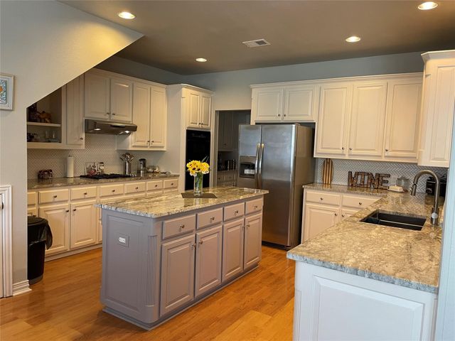 207 Bob O Link Drive, Southlake, TX 76092