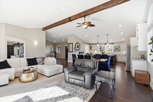 55 Emerson Valley Drive, River Falls, WI 54022