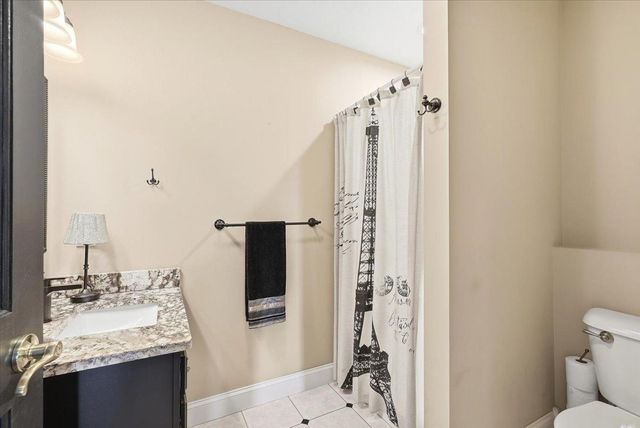 55 Emerson Valley Drive, River Falls, WI 54022