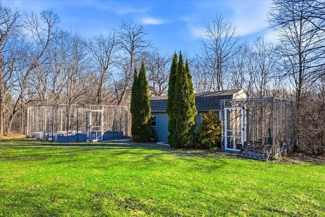 55 Emerson Valley Drive, River Falls, WI 54022