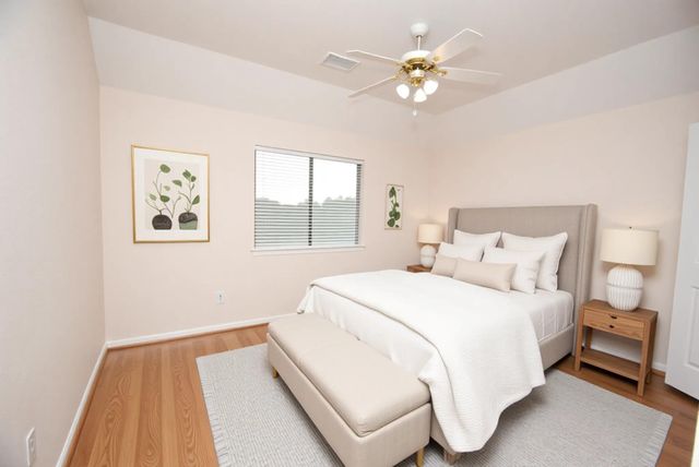 611 Woodcastle Bend, Houston, TX 77094