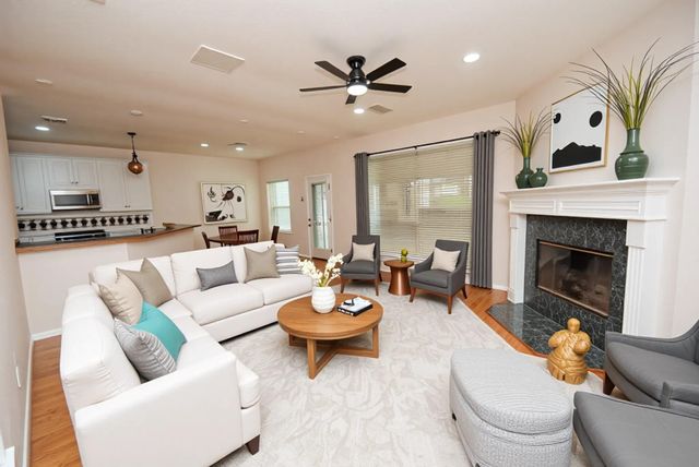 611 Woodcastle Bend, Houston, TX 77094