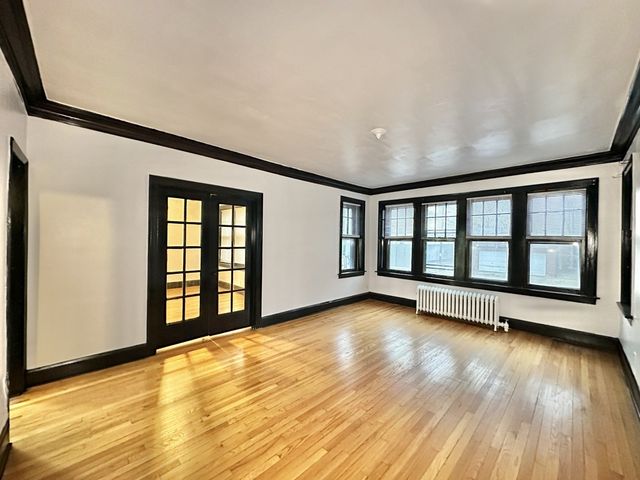 415 E 80th Street 1, Chicago, IL 60619