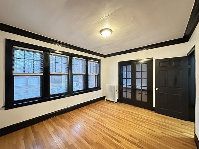 415 E 80th Street 1, Chicago, IL 60619