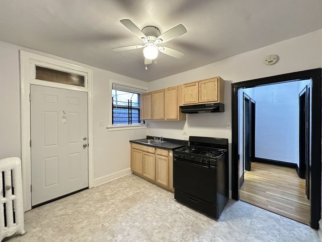 415 E 80th Street 1, Chicago, IL 60619