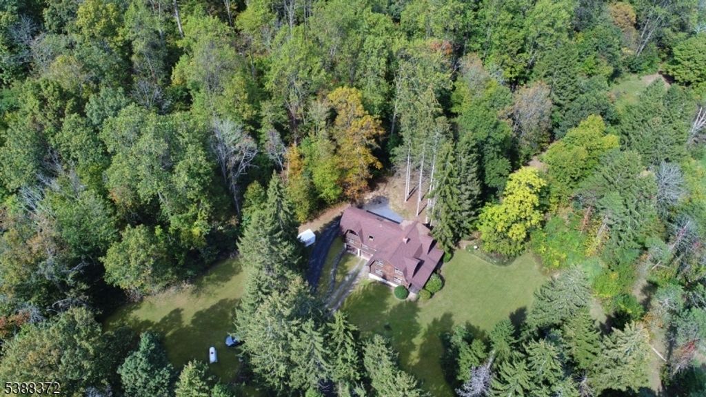 211 Millbrook Rd, Hardwick Twp., NJ 07825