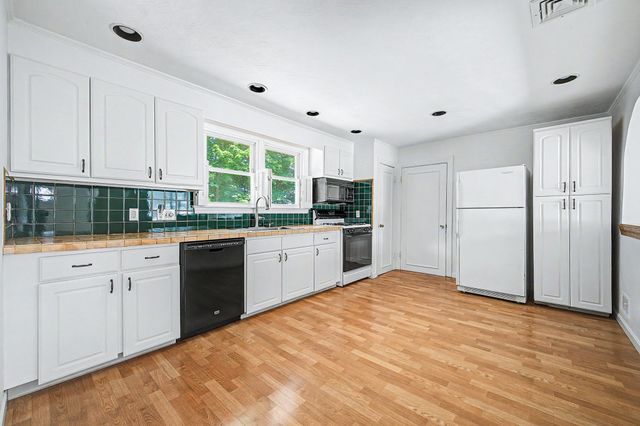 57 Gleason St., Framingham, MA 01701