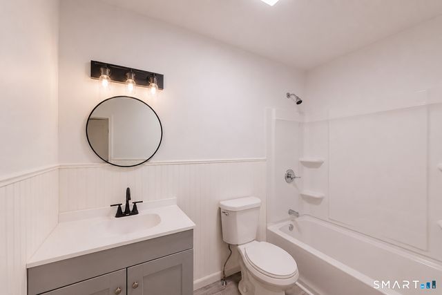 2 Sherwood Lane, Norwich, CT 06360
