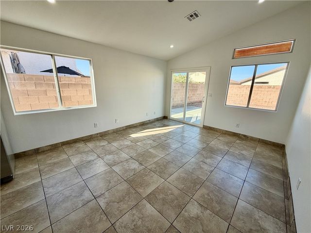 3813 Sorrowing Sparrow Court, North Las Vegas, NV 89032