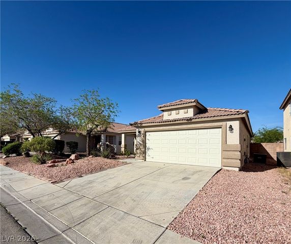 3813 Sorrowing Sparrow Court, North Las Vegas, NV 89032