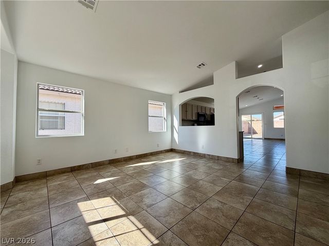 3813 Sorrowing Sparrow Court, North Las Vegas, NV 89032
