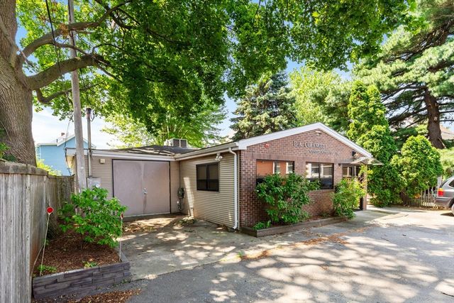 30 Thacher St, Malden, MA 02148