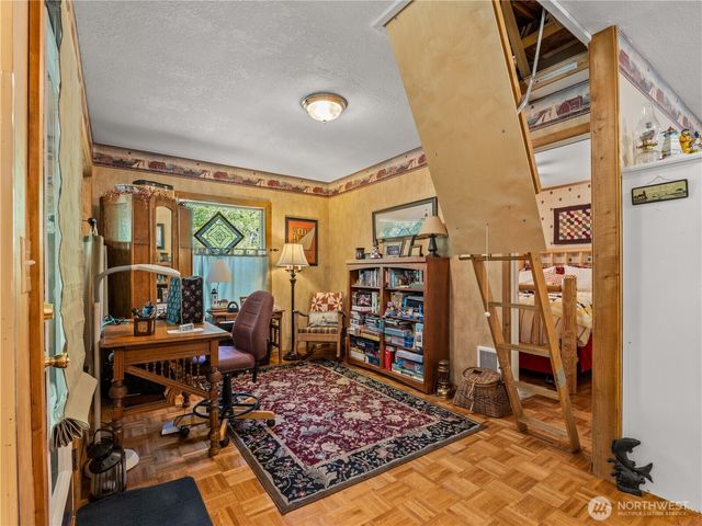 400 N Finch Creek Road, Hoodsport, WA 98548
