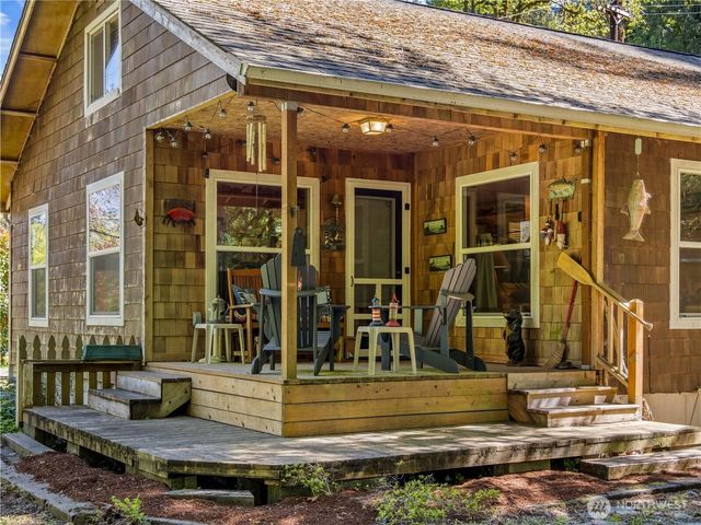 400 N Finch Creek Road, Hoodsport, WA 98548