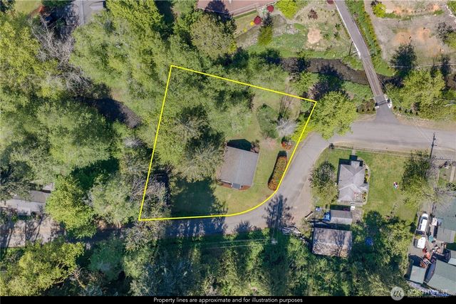 400 N Finch Creek Road, Hoodsport, WA 98548