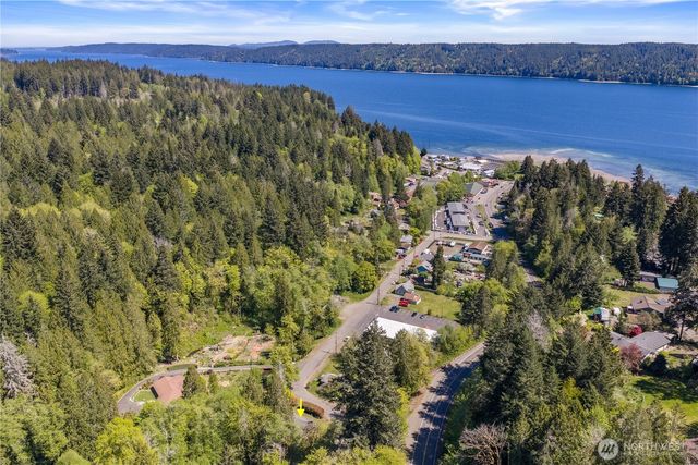 400 N Finch Creek Road, Hoodsport, WA 98548
