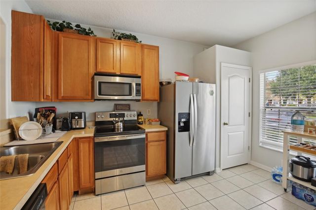 30352 ELDERWOOD DRIVE, Wesley Chapel, FL 33543