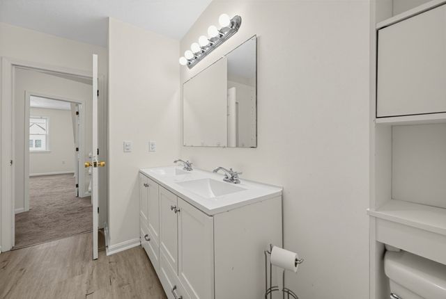 8 Mahogany Run 8, Leominster, MA 01453