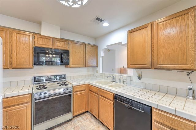 1751 East Reno Avenue 206, Las Vegas, NV 89119