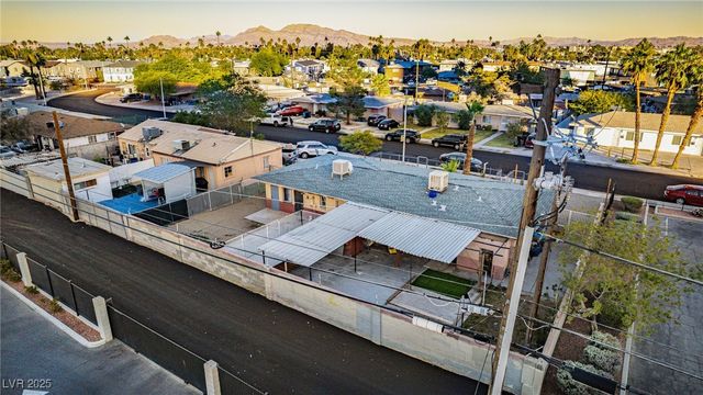 1902 Weldon Place, Las Vegas, NV 89104