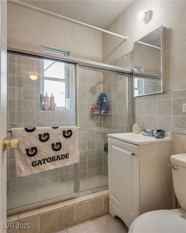 1902 Weldon Place, Las Vegas, NV 89104