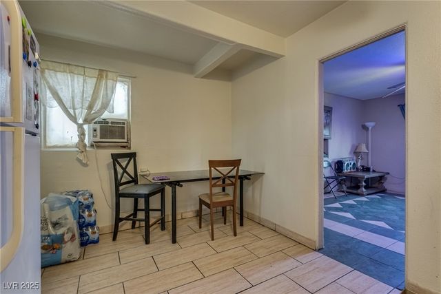 1902 Weldon Place, Las Vegas, NV 89104