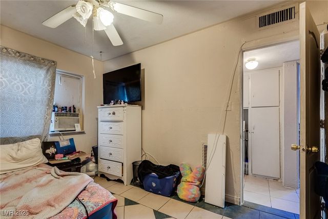 1902 Weldon Place, Las Vegas, NV 89104