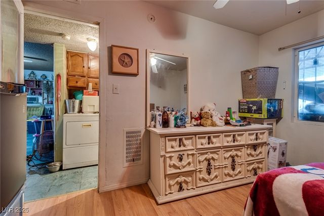 1902 Weldon Place, Las Vegas, NV 89104