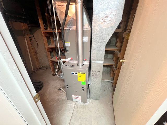 5558 S 4170 W, Salt Lake City, UT 84118