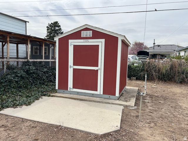 5558 S 4170 W, Salt Lake City, UT 84118