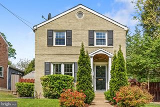 1861 S GEORGE MASON DR, Arlington, VA 22204