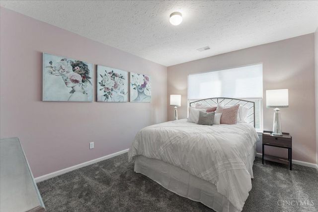 4039 Oakland Hills Drive, Goshen Twp, OH 45122