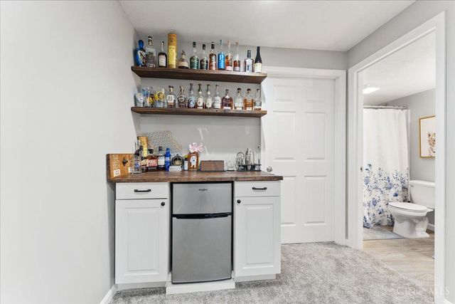 4039 Oakland Hills Drive, Goshen Twp, OH 45122