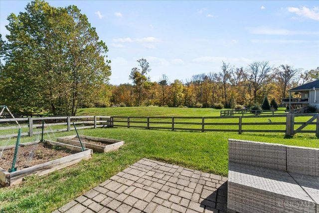 4039 Oakland Hills Drive, Goshen Twp, OH 45122