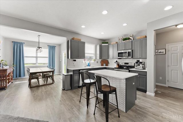 4039 Oakland Hills Drive, Goshen Twp, OH 45122