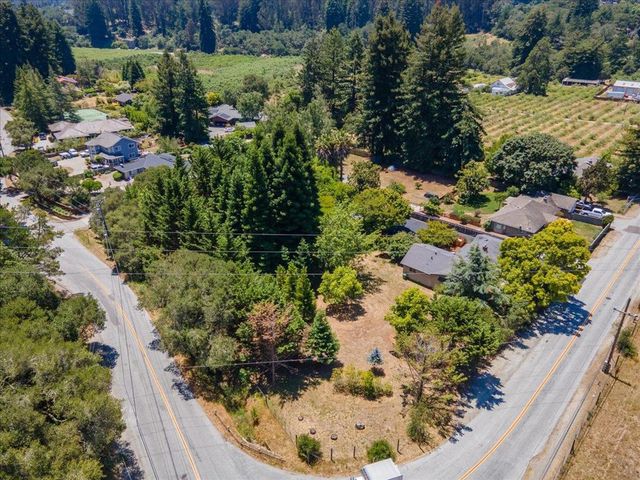 1645 Hames Road, Aptos, CA 95003