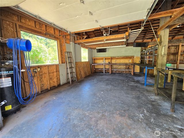 21911 123rd Avenue NE, Arlington, WA 98223