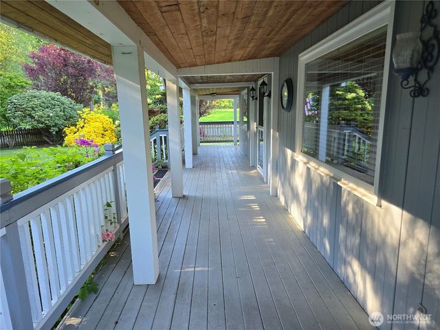 21911 123rd Avenue NE, Arlington, WA 98223
