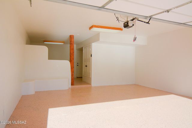 9156 N Jessy Lane, Tucson, AZ 85742