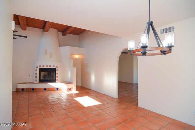 9156 N Jessy Lane, Tucson, AZ 85742