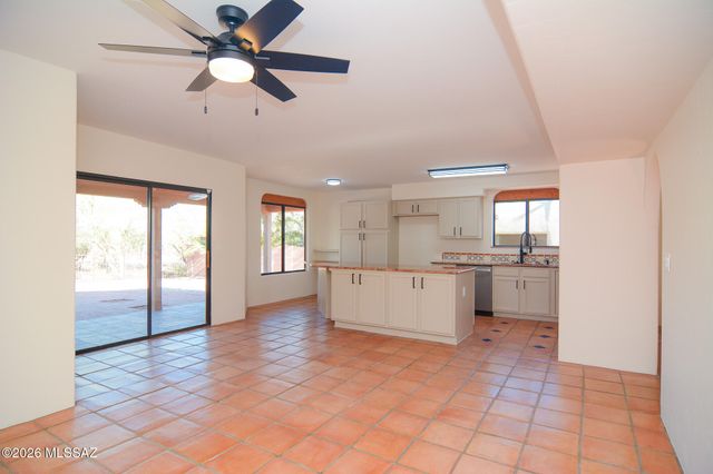 9156 N Jessy Lane, Tucson, AZ 85742