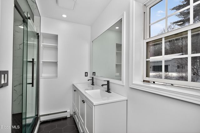 527 Babcock Lake Road, Petersburgh, NY 12138