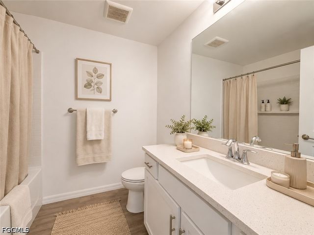 2925 NE 6th AVE, Cape Coral, FL 33909