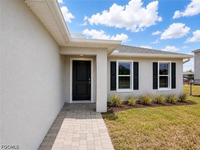 2925 NE 6th AVE, Cape Coral, FL 33909