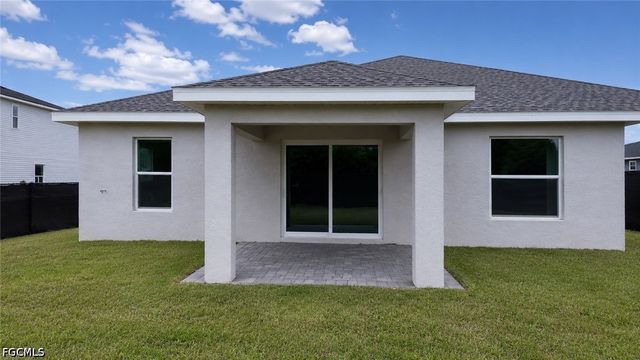 2925 NE 6th AVE, Cape Coral, FL 33909