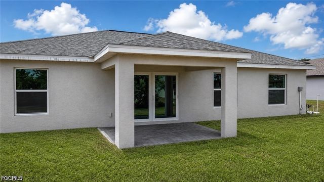 2925 NE 6th AVE, Cape Coral, FL 33909