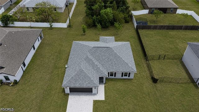 2925 NE 6th AVE, Cape Coral, FL 33909